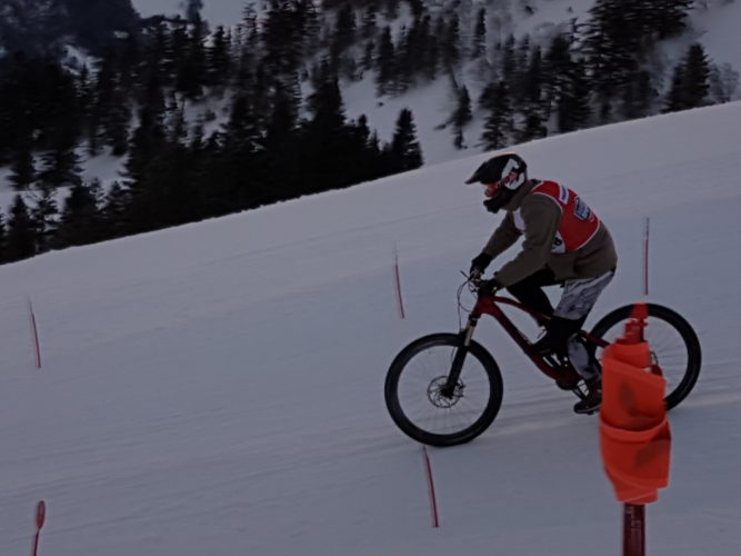 ALPINE BIKE TOUR