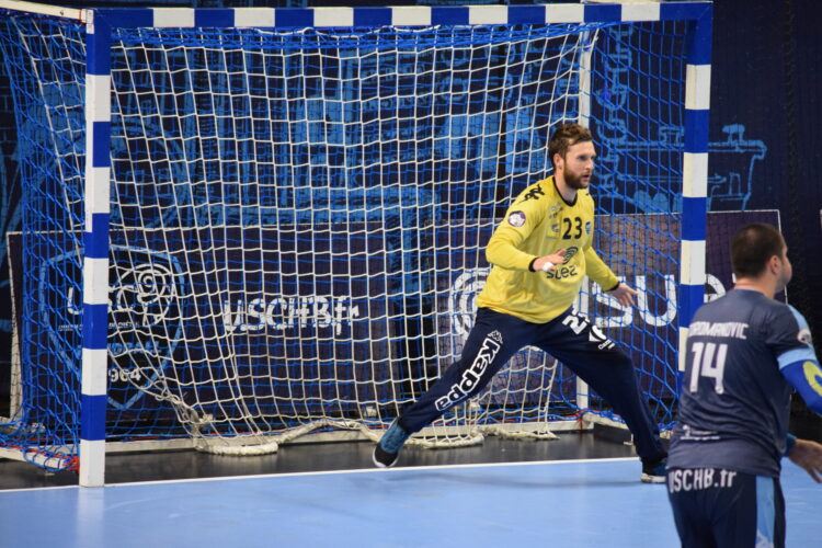 PYRENEES HAND CHALLENGE