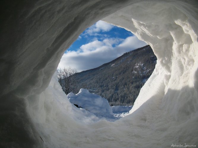 IGLOO LARREIX