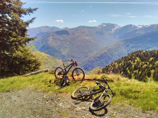 Parcours cyclable le long des berges de la Garonne